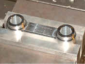 Link d.JPG (38600 bytes)